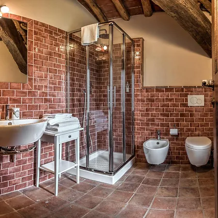 Alloggio per agriturismo Cascina Faletta *